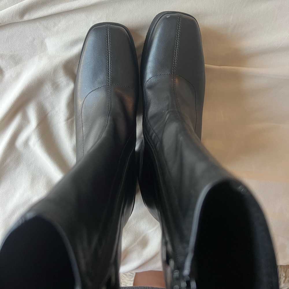 Women's Black Platform Block Heel Boots - Picture 4 of 7